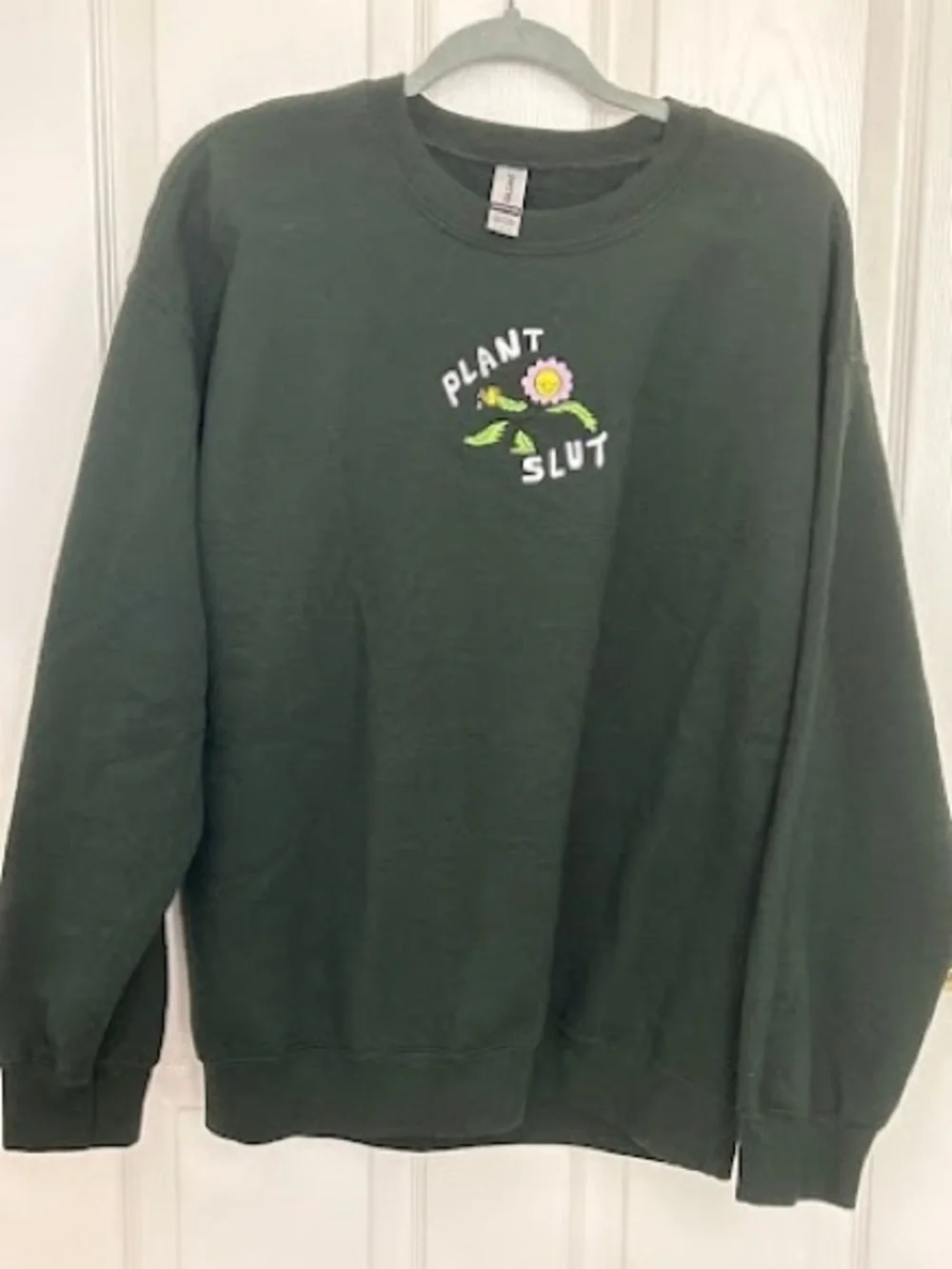 Plant Sl*t Embroidered Dark Green Crewneck Sweatshirt | LARGE | UNISEX